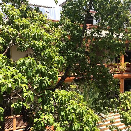 Hotel Juros Катемако Екстериор снимка